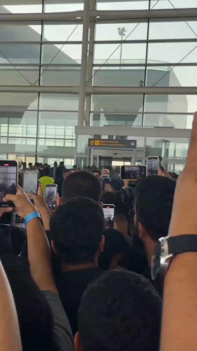 Celebrity Airport Arrival Documentary Scene preview