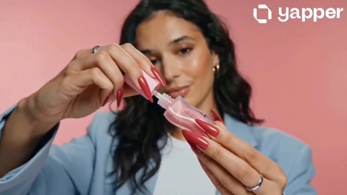 Lip Gloss Beauty Commercial preview