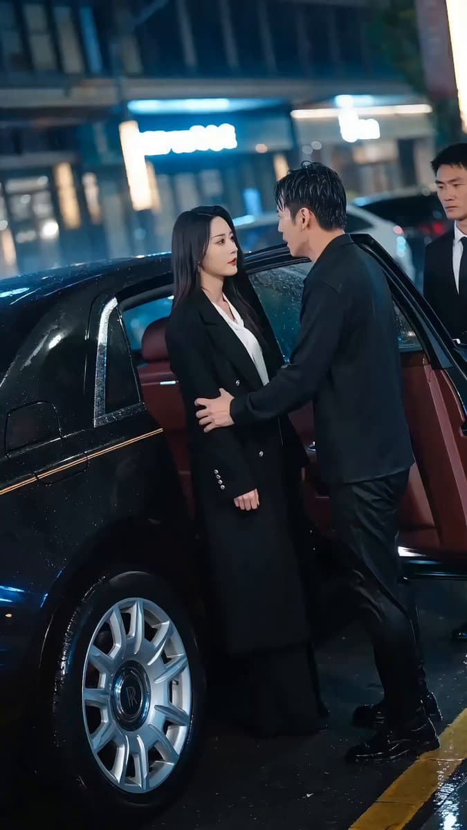 Viral Short Drama: Heartbreak and Rain Prompt preview